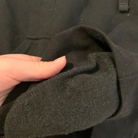 Black hoodie from H&M divided - Picture 3 of 3